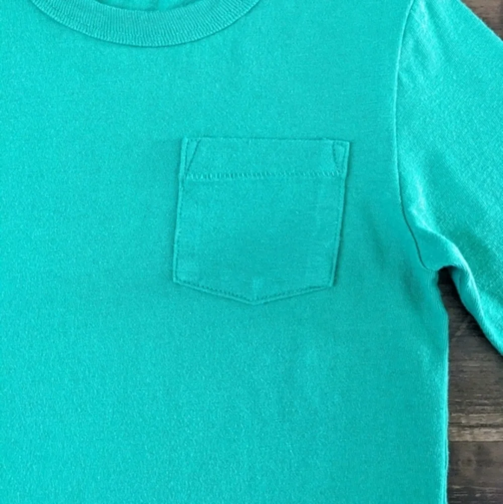 GAP tee shirt